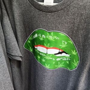 Cannabis  lips shirt